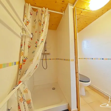 Шале Chalet Des Chaumes Centre Ла-Бресс